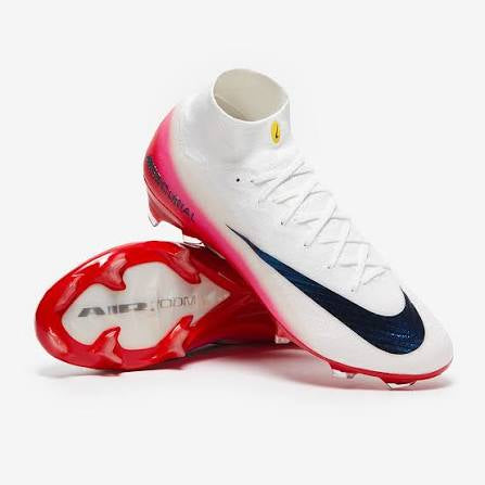 Nike Zoom Mercurial Superfly 9 Elite.